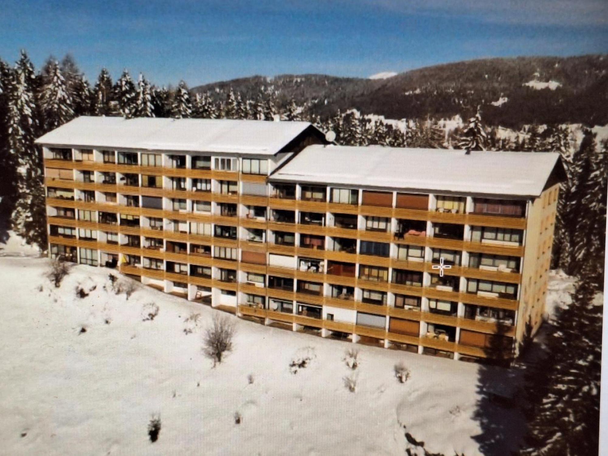 Haus Enzian - Apartment Gerlitzen Kanzelhohe Buitenkant foto